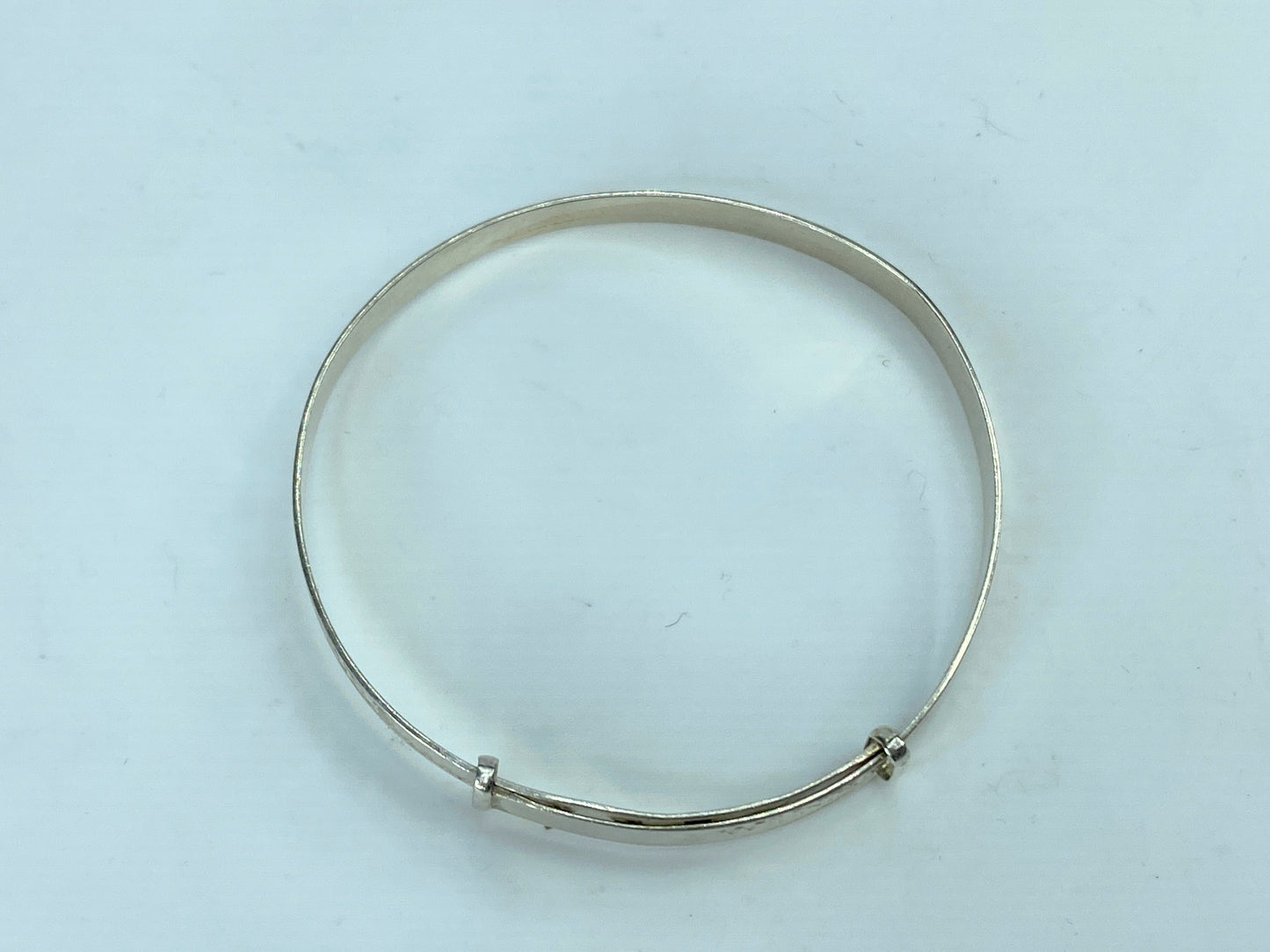 Sterling children bangle "Twinkle Twinkle Little Star, How.." carved 4" JR836