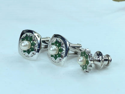 Rare MIKIMOTO 5mm Akoya cultured Pearl Sterling Cuff & Tag Green enamel GS380