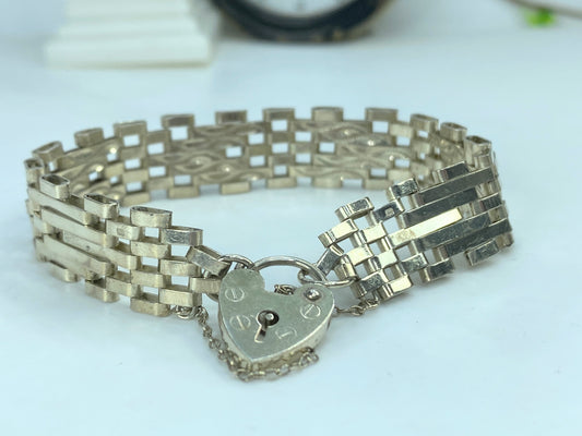 London 1979 Decorative Unique Stackable 4 Bar Panel Sterling Gate Bracelet JR841