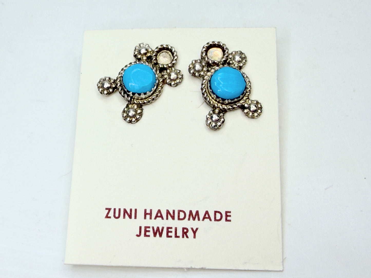 Vintage Zuni Handmade Sterling Silver Kingman Turquoise Earrings JR1330
