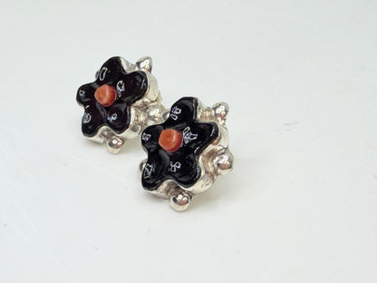 Zuni Floria Shebala Sterling Enamel Floral Coral new Stud Earrings JR1335