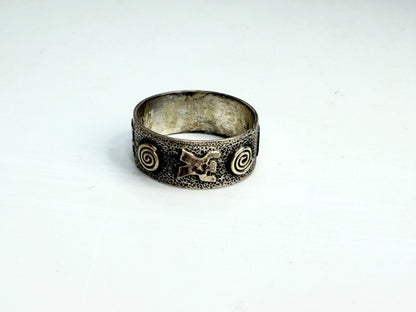Vintage Scott Skeets Navajo Petroglyph handmade Sterling Band Ring s8.25 JR1338