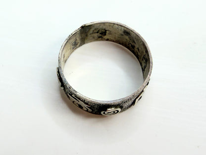 Vintage Scott Skeets Navajo Petroglyph handmade Sterling Band Ring s8.25 JR1338