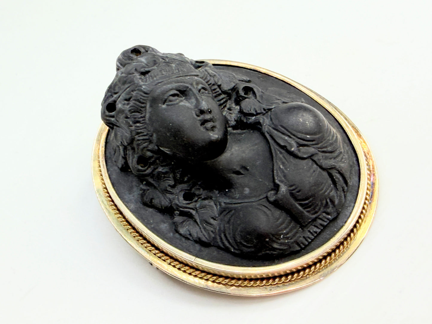 Antique 19th Century Lava Cameo Brooch 10K Gold Frame JR1340
