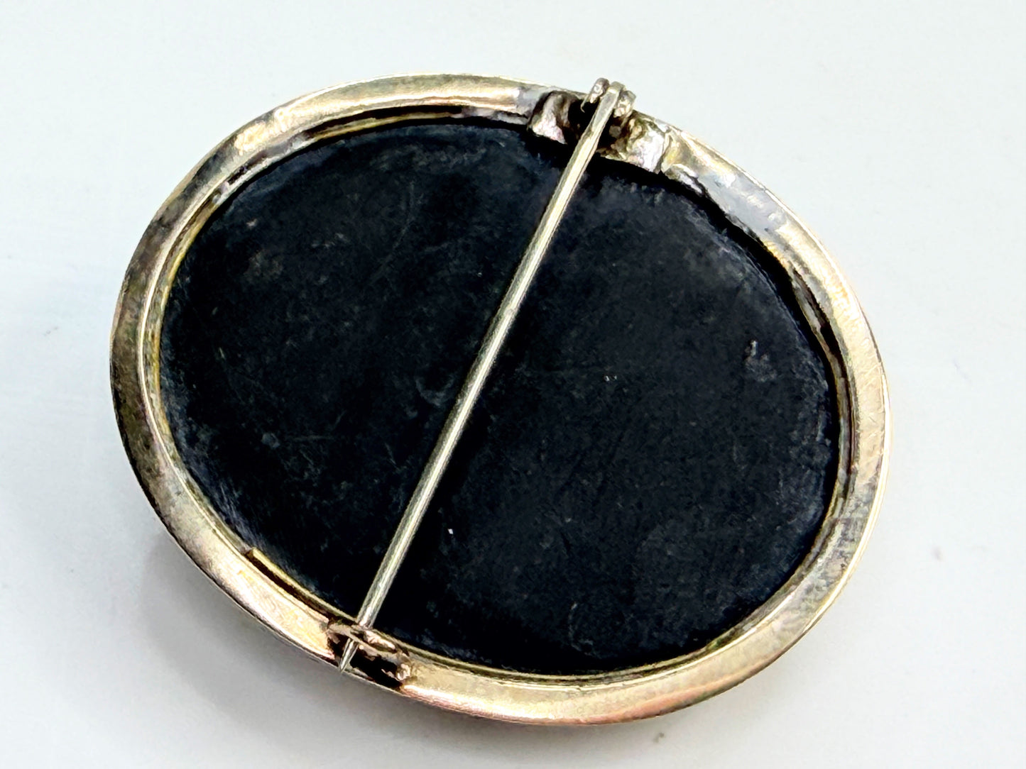 Antique 19th Century Lava Cameo Brooch 10K Gold Frame JR1340