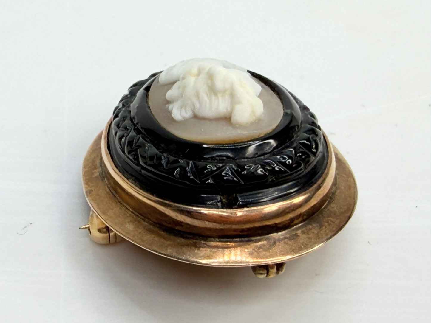 Antique 10K Gold Hand Carved Shell Cameo Brooch Pendant 1900 JR1341