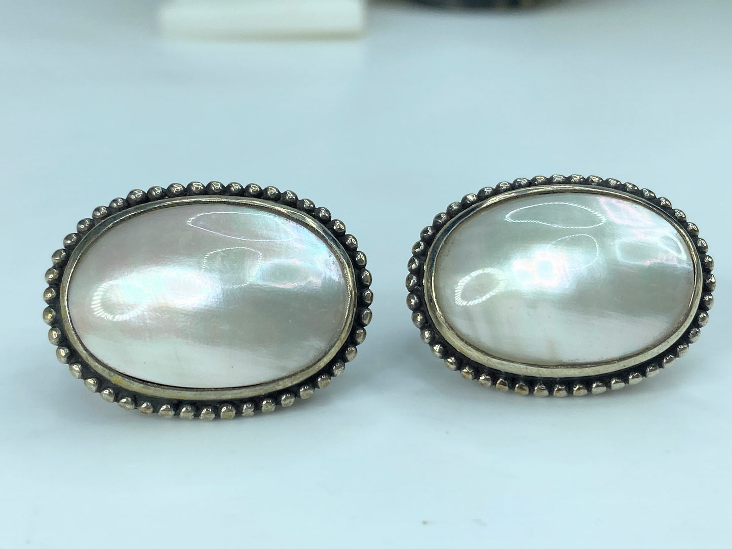 Stephen Dweck Sterling MOP Bead set border clip on earrings 25g 1.25" JR845