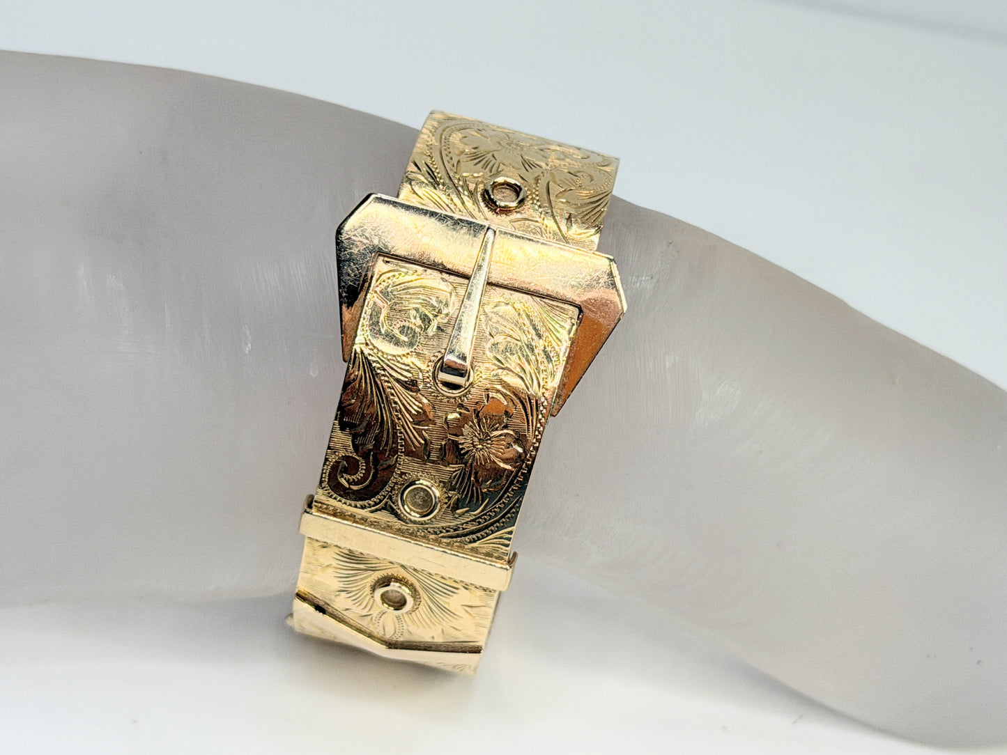 Antique 14K Gold Engraved Buckle Bangle 34.9g JR1352