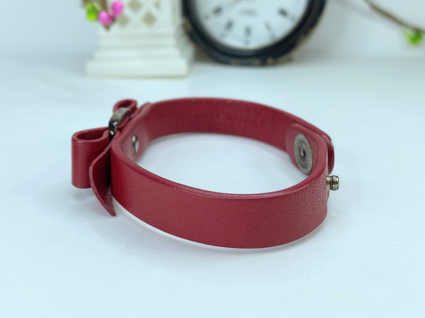AUTH Salvatore Ferragamo Vala Bow Leather Bracelet Red adjustable w/pouch GS572