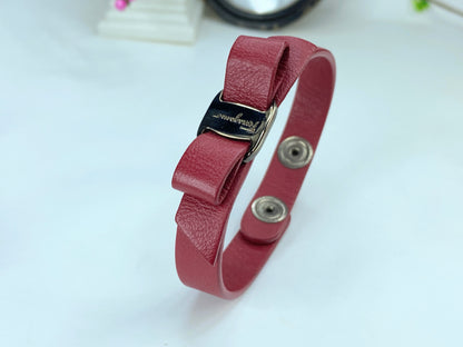 AUTH Salvatore Ferragamo Vala Bow Leather Bracelet Red adjustable w/pouch GS572