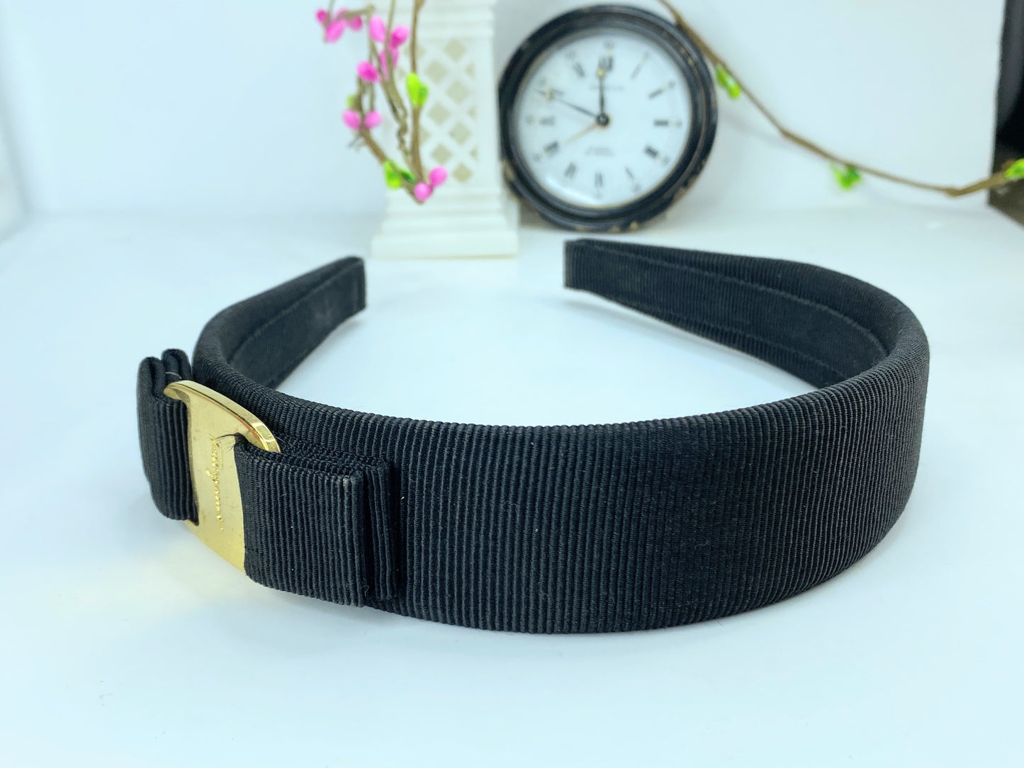 Salvatore Ferragamo Vara Serre-tête Black Cotton, gold tone GS573