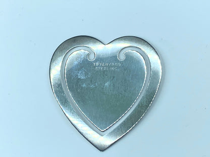 Tiffany & Co Sterling silver 925 2.25" Heart shape Paper Clip