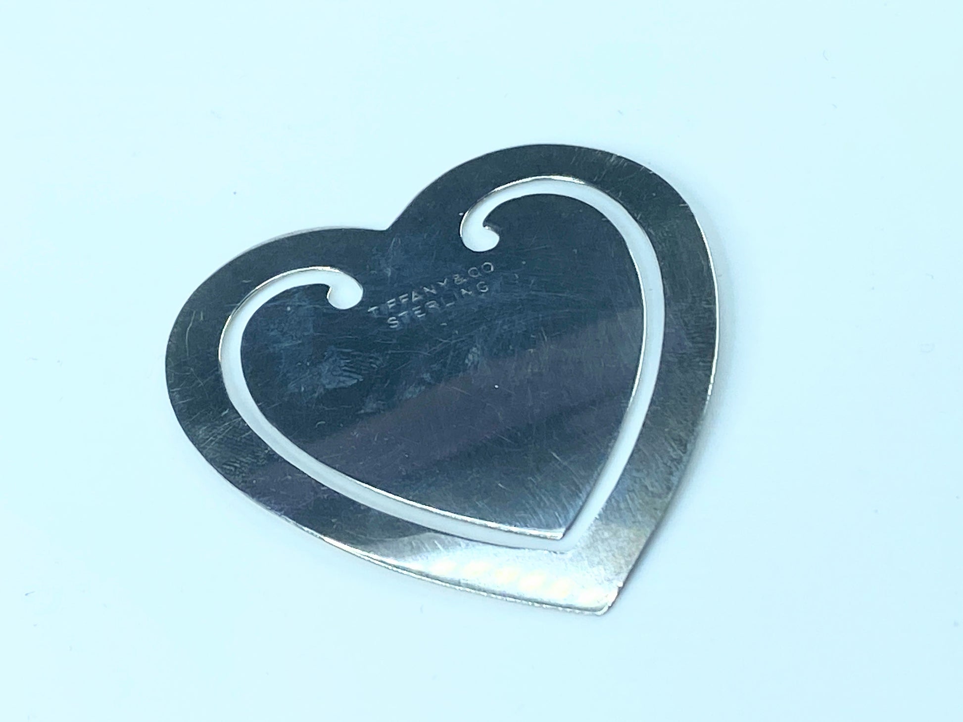 Tiffany & Co Sterling silver 925 2.25" Heart shape Paper Clip