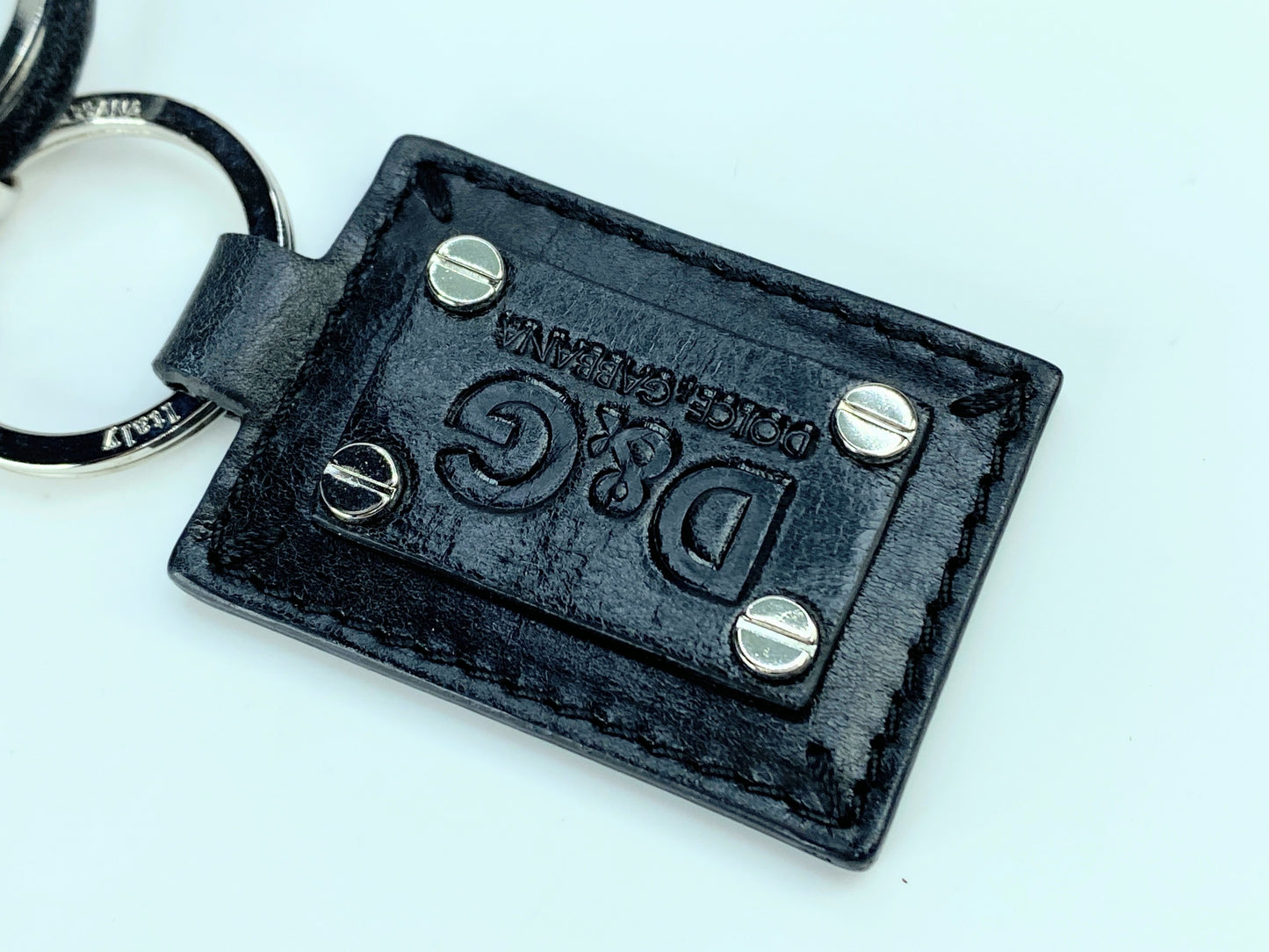 New Dolce & Gabbana Keychain Leather Logo Metal Ring Hook Keyring GS66