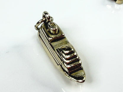 James Avery Retired Sterling Silver 3D Speedboat Motor Boat Charm 7g JR2122