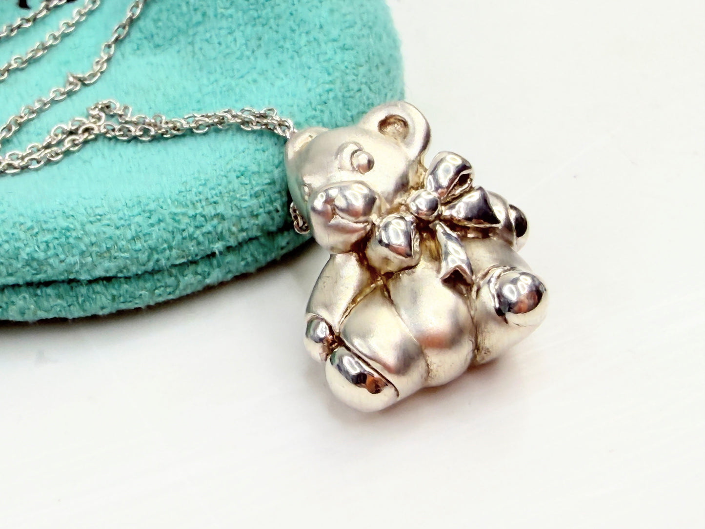 Tiffany & Co. Sterling Silver Teddy Bear with Ribbon Bow Necklace 16" JR1368
