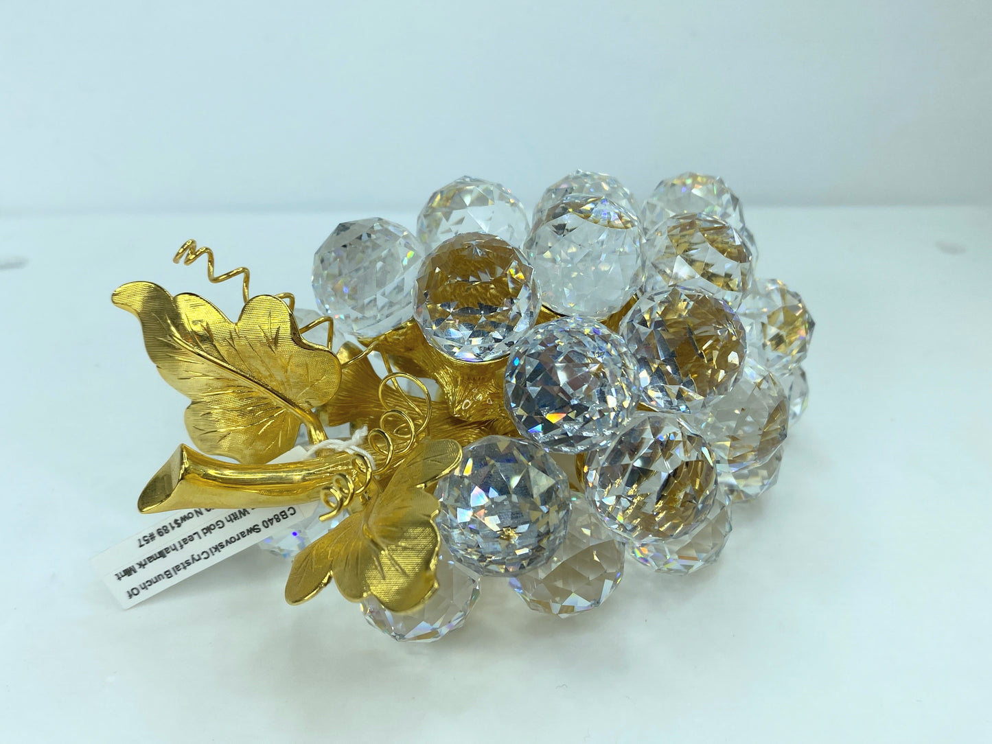 Swarovski Crystal faceted 29 Grapes Cluster with Gold Leaves Figurine S120