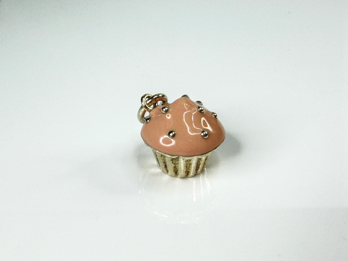 Tiffany & Co. Retired Pink Enamel Sterling Silver Cupcake Charm Pouch JR2150