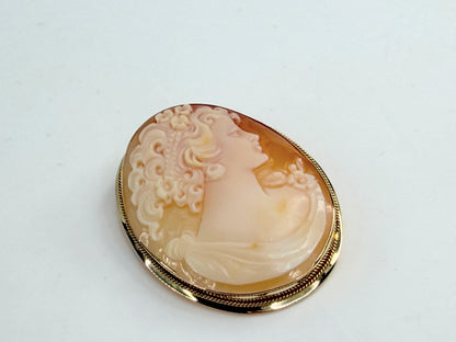 Vintage Italian 14K Gold Hand-Carved Shell Cameo Pendant Brooch JR1379