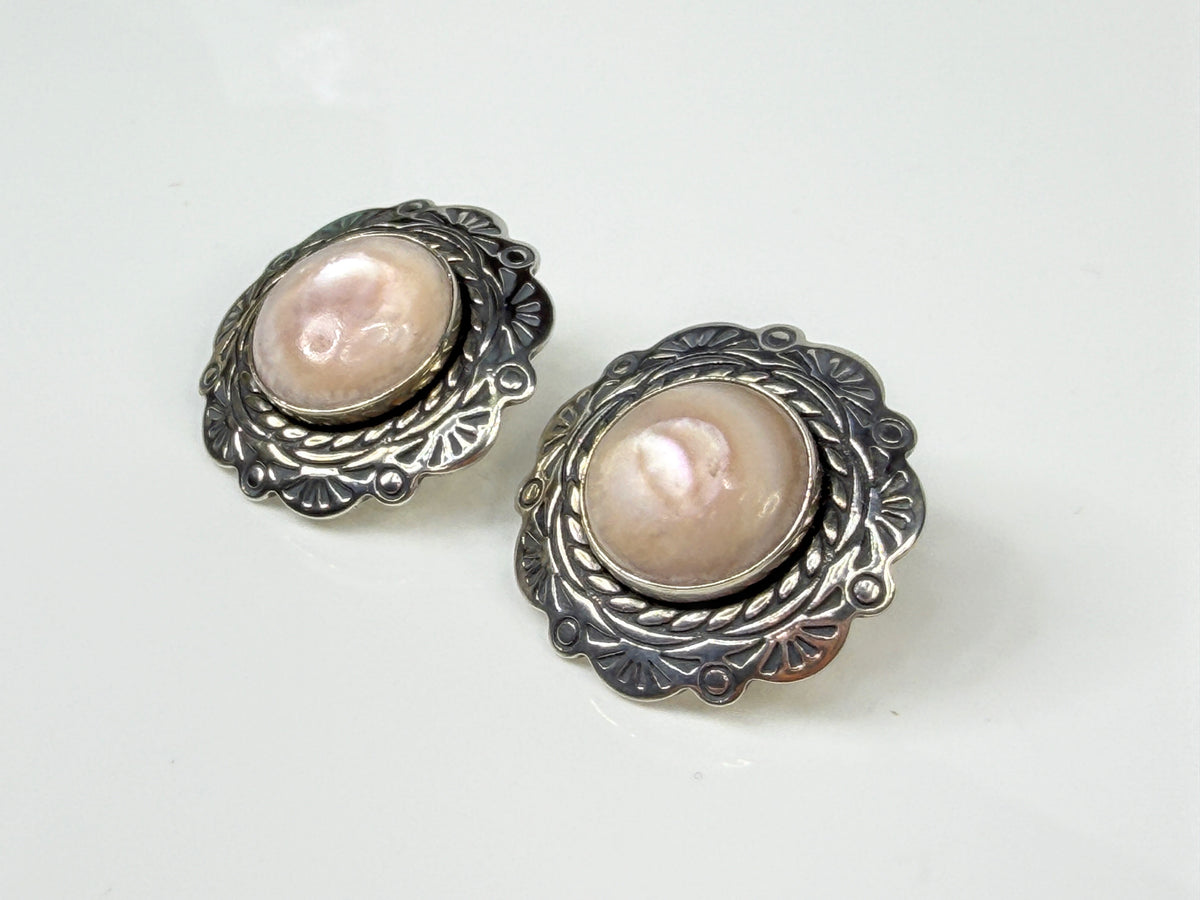 1940s Coro Sterling Silver Mother of Pearl Clip-On Earrings JR2152