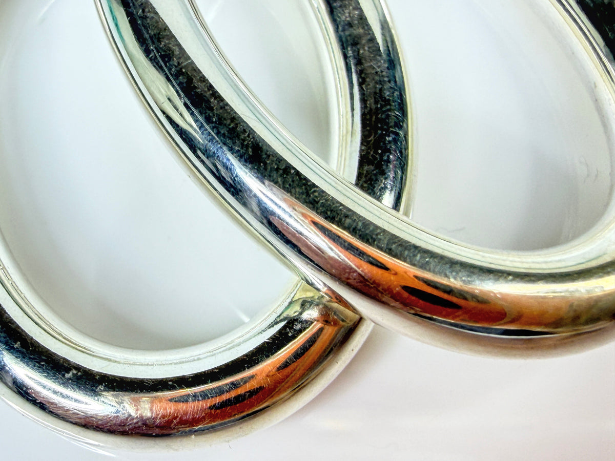 Vintage Milor Italy Tested Sterling Silver Oval Tube Hoop Earrings JR2153