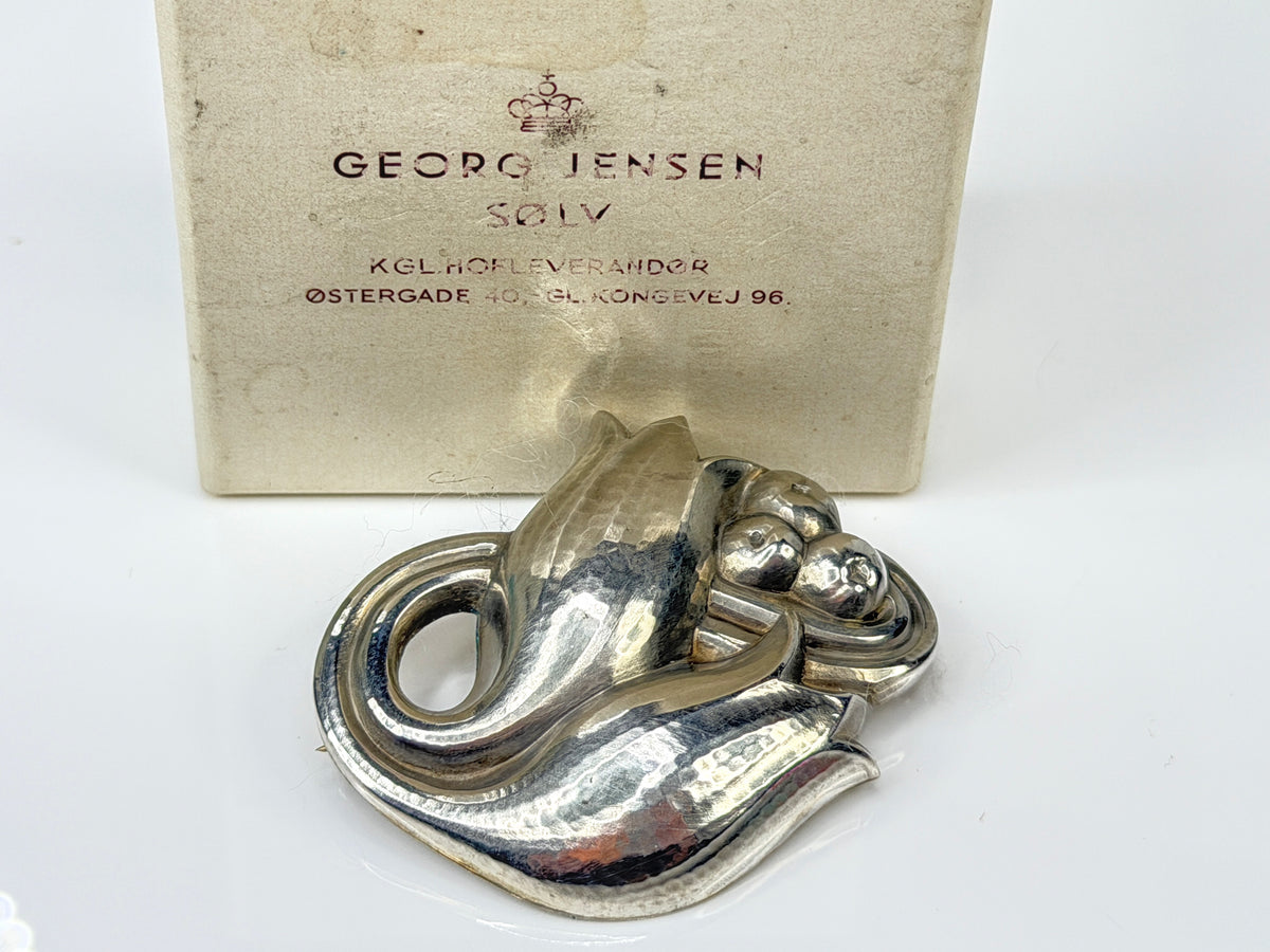 Mid-Century Georg Jensen No. 4A Sterling Silver Leaf Berry Brooch JR2164
