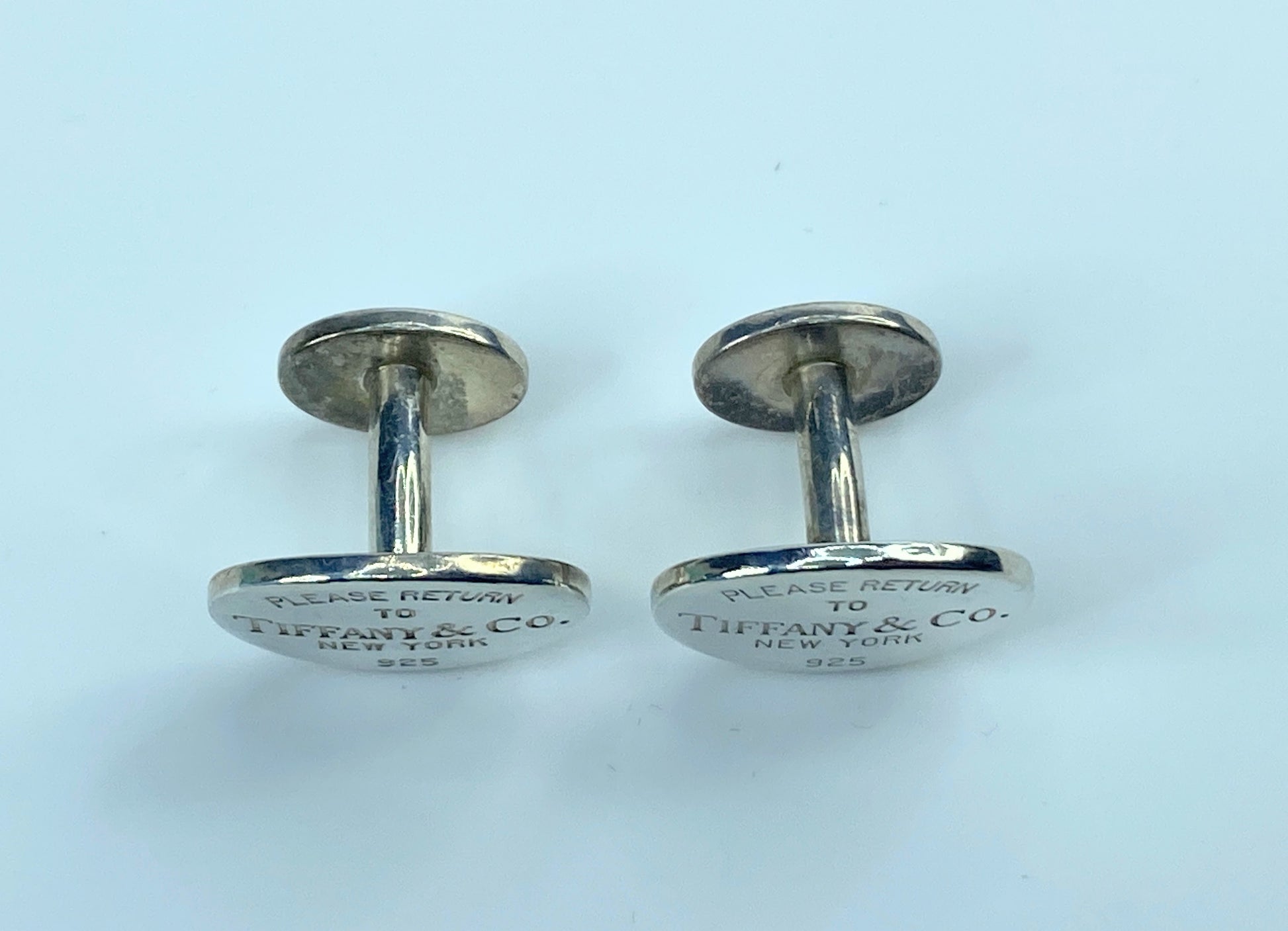 Please Return To Tiffany & Co. 925 New York cufflinks w/pouch