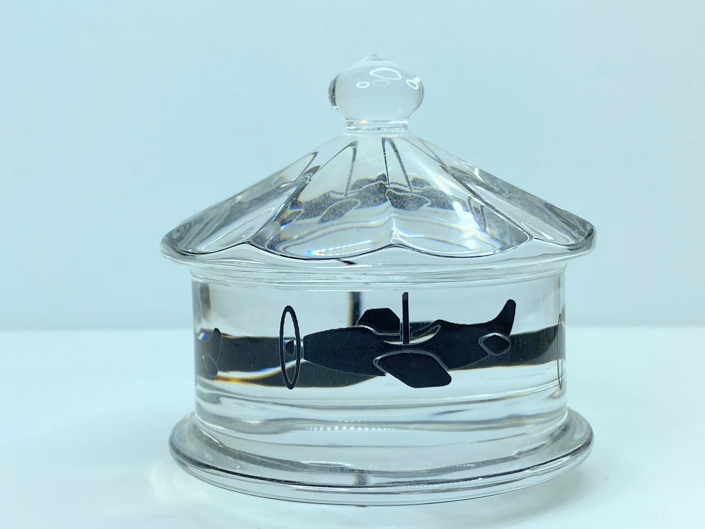 Baccarat "Merry go round" spinning Crystal paperweight 2 7/8" S129