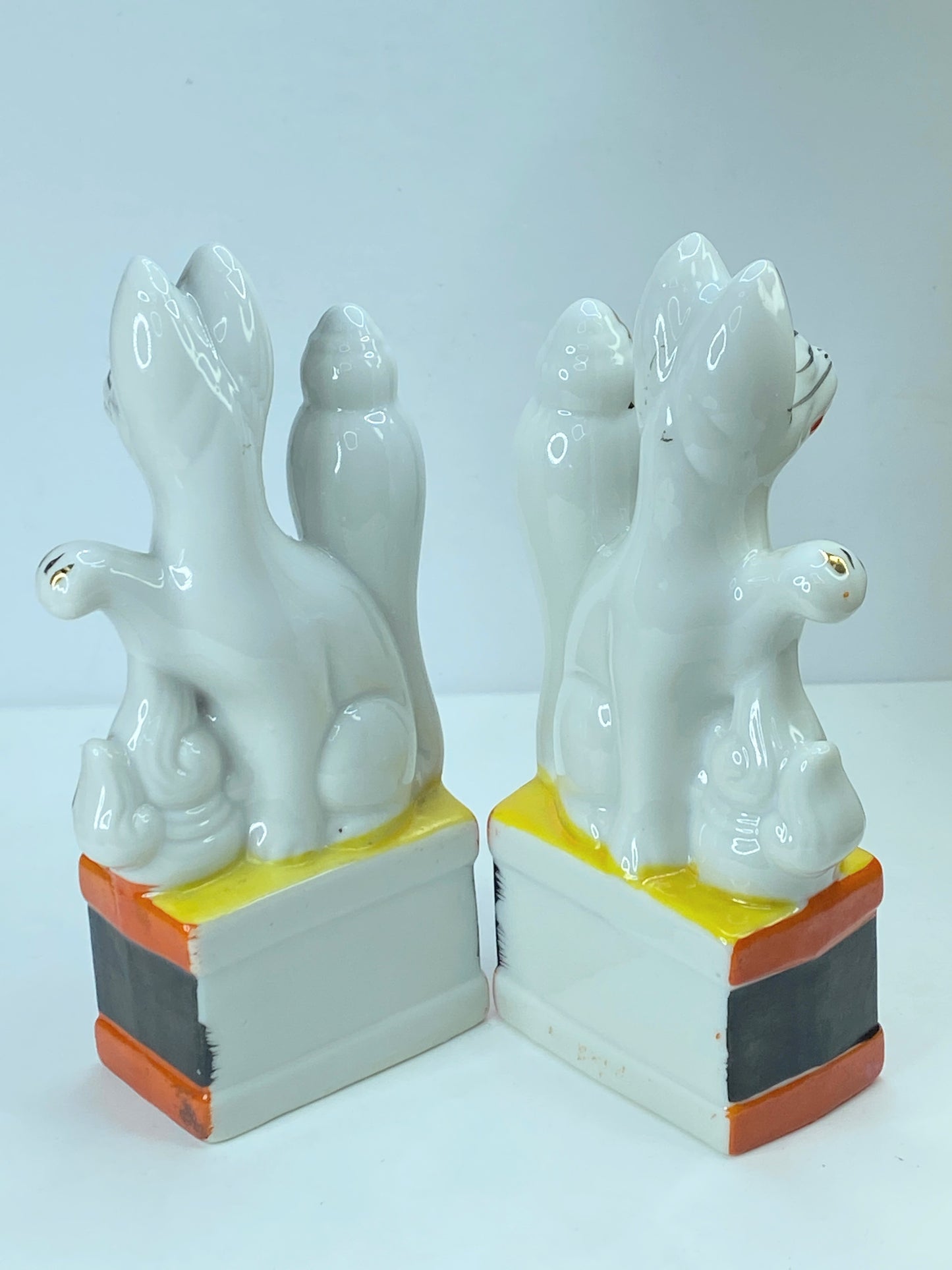Japanese pair of KITSUNE Porcelain Shinto shrine Altar Foxes 5.75" A343