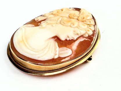 Antique 14K Gold Carved Shell Cameo Brooch Pendant 1 9/16" JR1398
