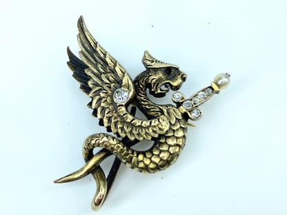 Neo Gothic Pendant Griffin In 18Kt With Euro cut Diamonds & Pearl 8.2g JR9679