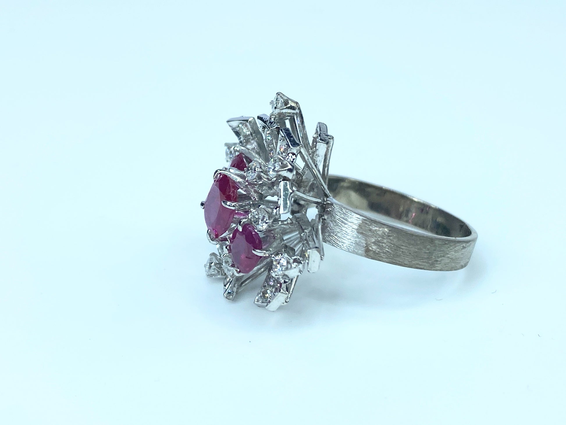 Appraised 5,195 14K gold 2.0ct Ruby 1.0ct G/Si Diamond ring