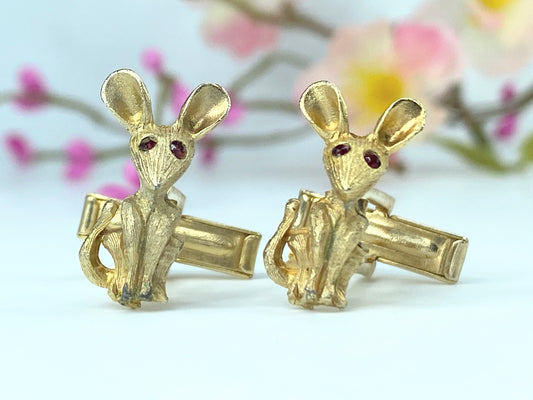 Whimsical Figural Mouse with Ruby eye gold tone cufflink JR9683