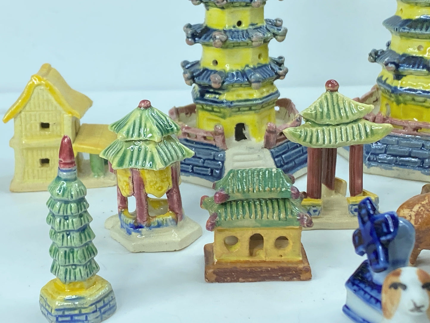 Vintage/new 16 pcs Collection of Japanese Ceramics bonsai ornaments A348
