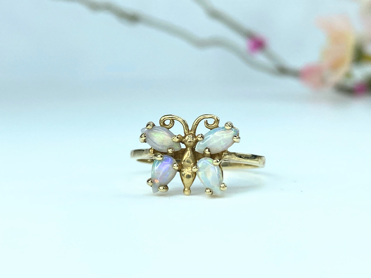 10K yellow gold Opal butterfly lady ring 2.0G JR9689