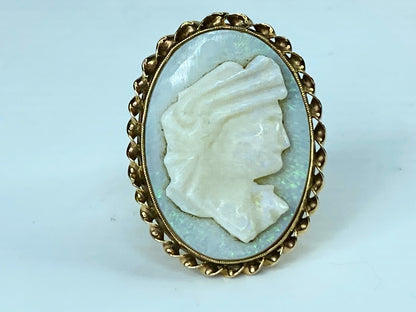 Hand carved Mintabie Opal Cameo twisted border 14K gold ring 12.5g s8 JR9692