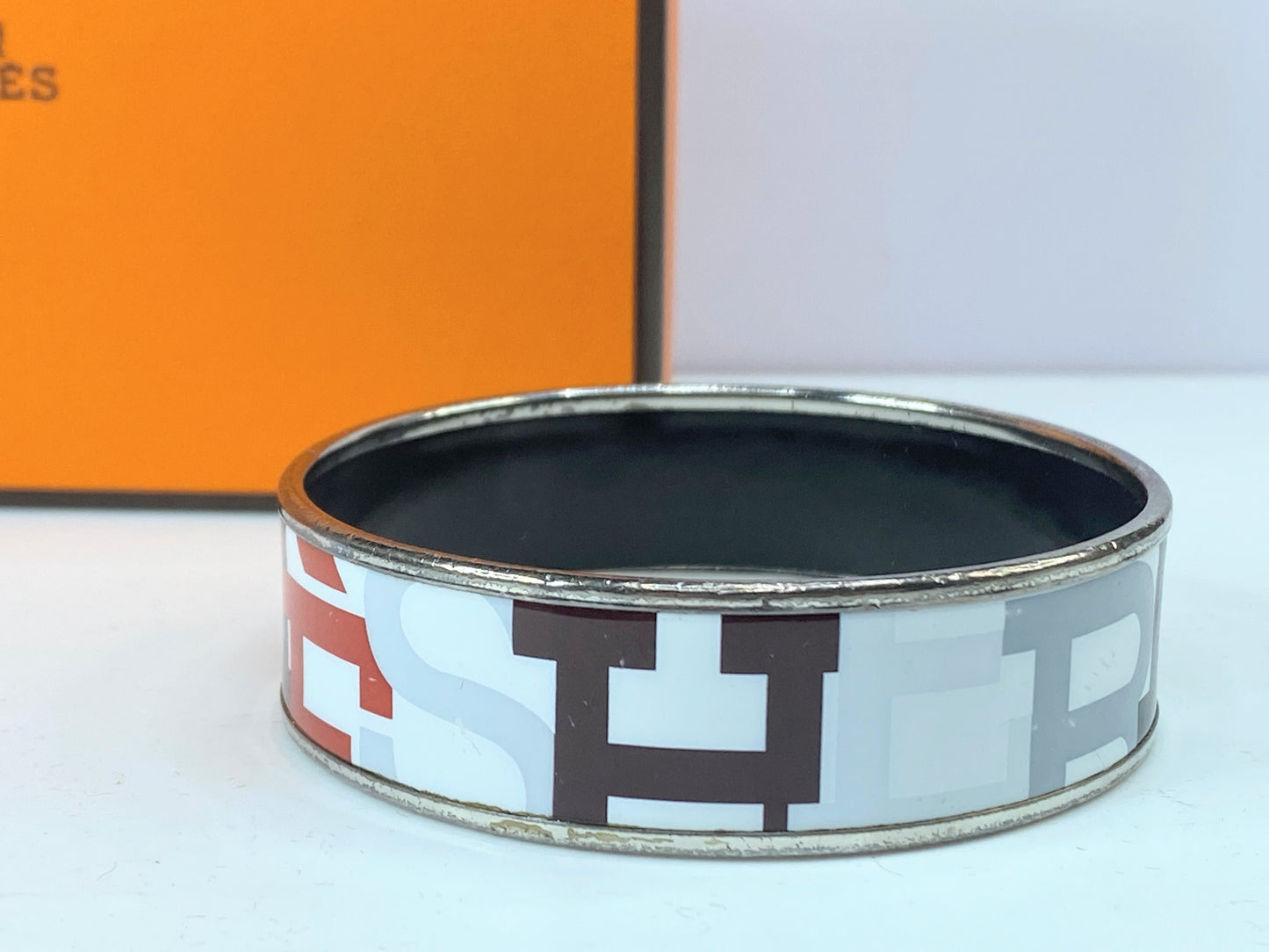 Hermes Bracelet Hermes wide 'Capitales' printed 18mm enamel bangle 7" GS583