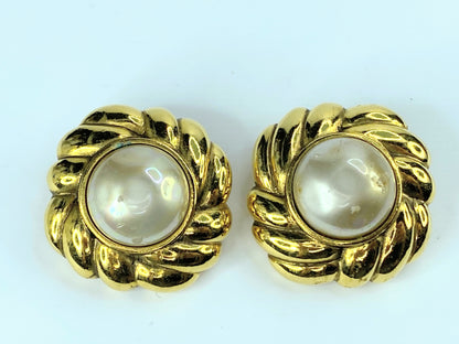 CHANEL Vintage Twisted Rope XL Rare Big Pearl Clip on Earrings authentic JR9694