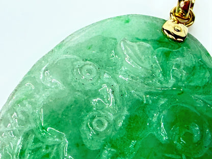 Vintage Carved Green Jadeite Butterfly Floral 14K Gold Pendant 15.8g 60mm JR2191