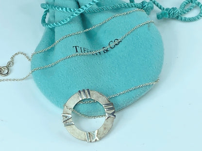 Tiffany & Co. Atlas Sterling Silver Circle Pendant Necklace 15.5" 5.9g JR9696