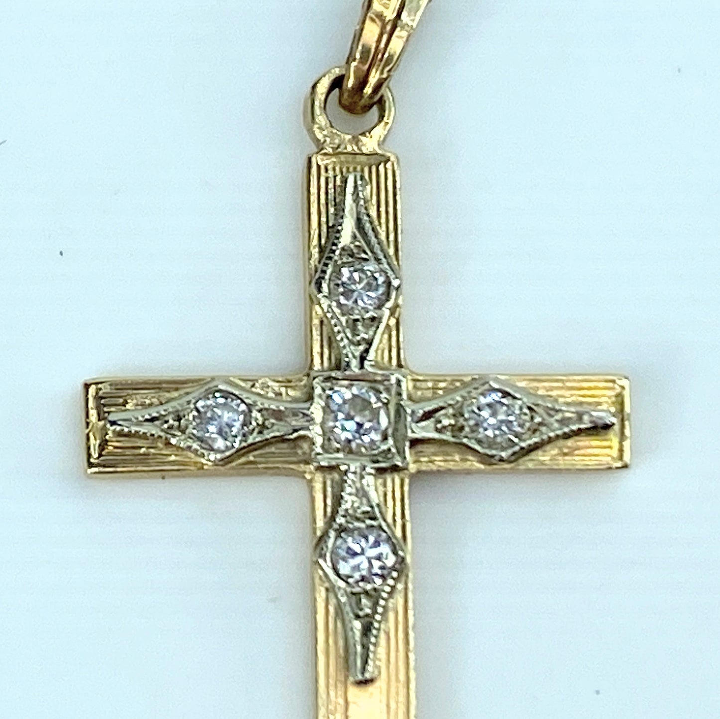 Art Deco 14K gold 0.15ct G/VS2 full cut diamond Cross pendant 1.8g JR9697