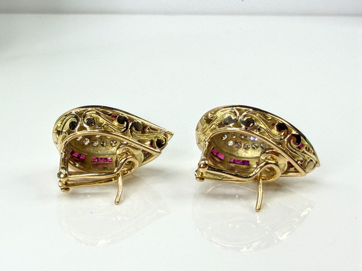 Vintage 18 karat gold Ruby Diamond Teardrop Omega Clip Earrings 14.5g JR2196