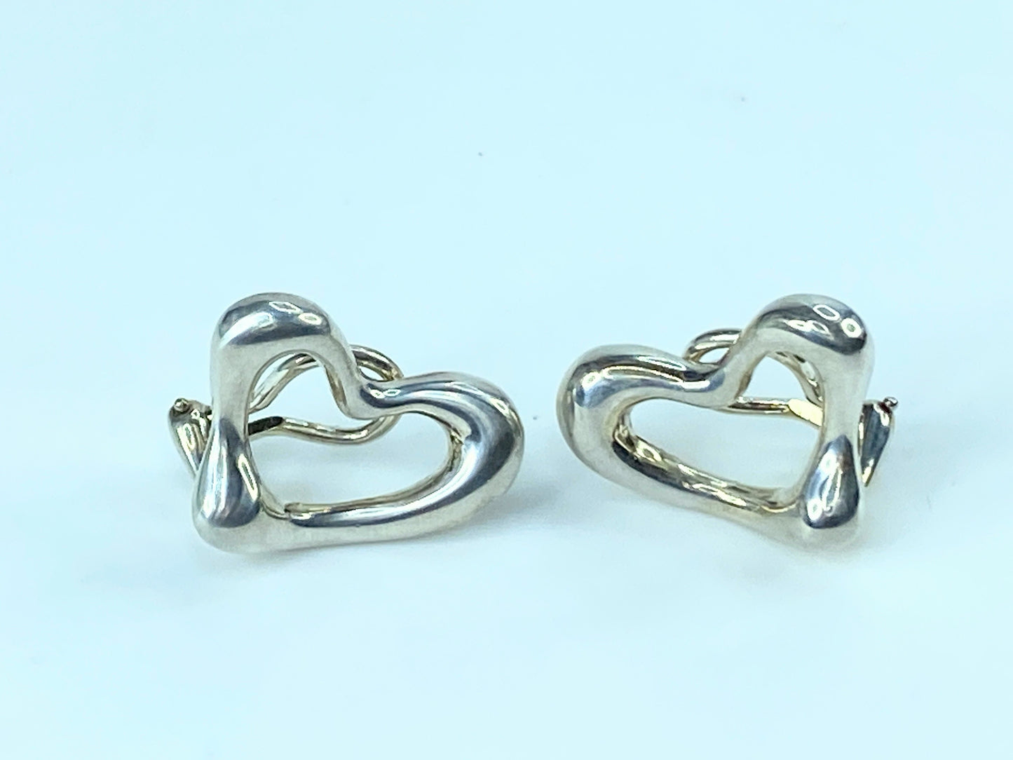 Tiffany & Co RARE Silver 925 Elsa Peretti Open Heart Clip On Earrings JR9701