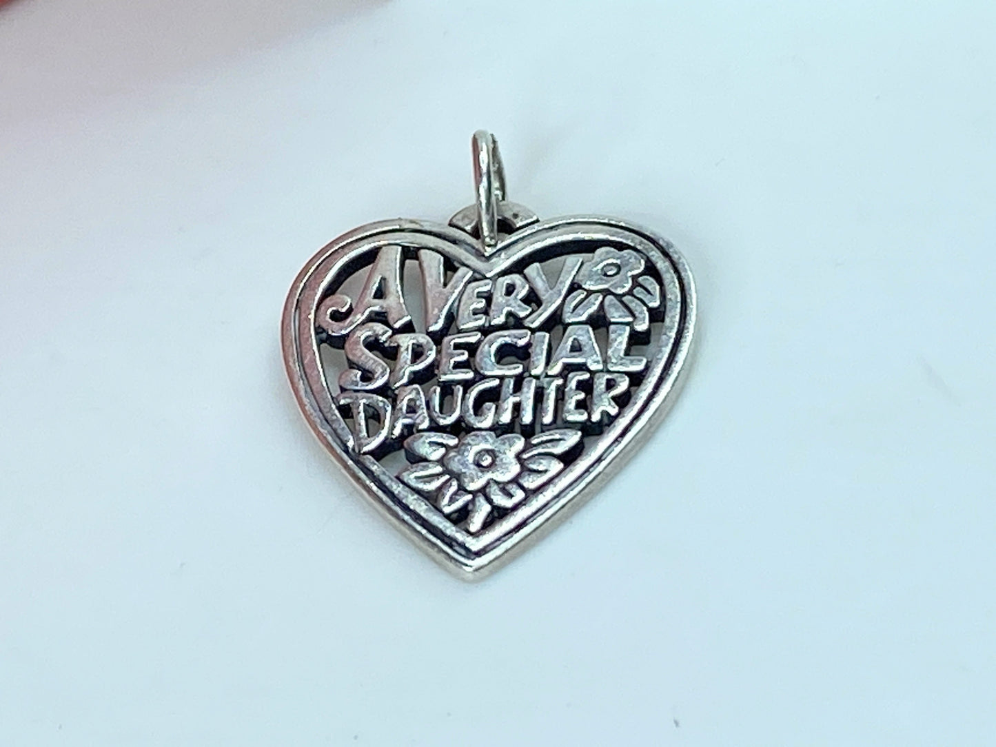 Retired James Avery "A Very Special Daughter Heart" Sterling Silver Charm JR857