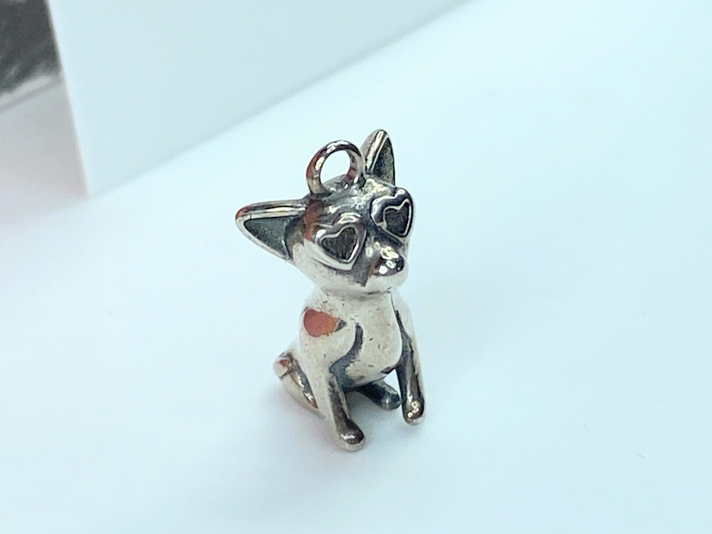 Rare James Avery Sterling "Little Chihuahua" Heart shaped eyes Charm JR861