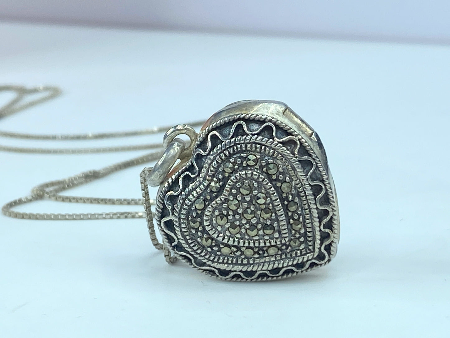 Sterling Silver 1" Heart Locket Marcasite Necklace 925 13.2g 24" x 1mm JR865