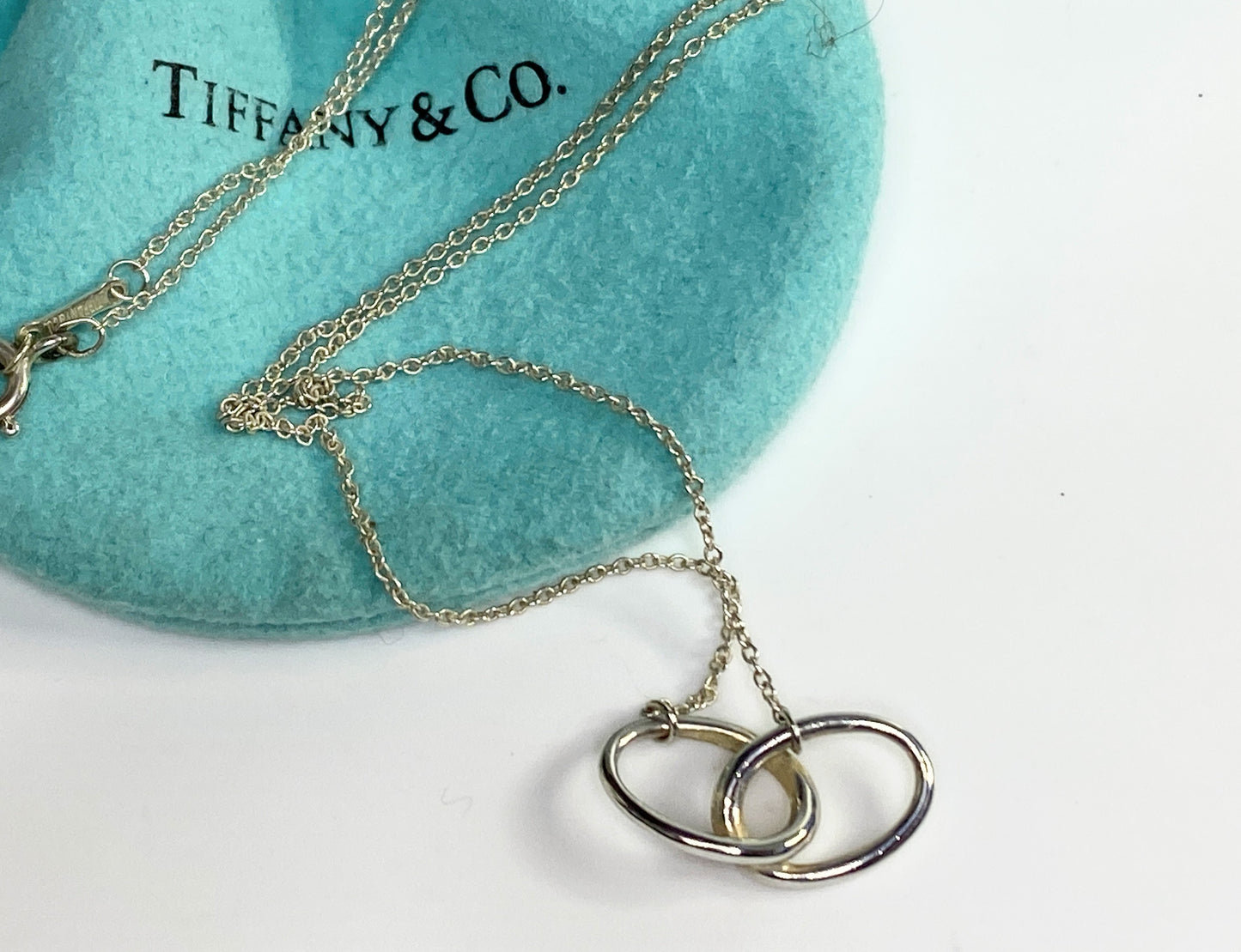 Tiffany & Co Silver Necklace Peretti Interlocking Ovals Love Pendant 16" JR9726