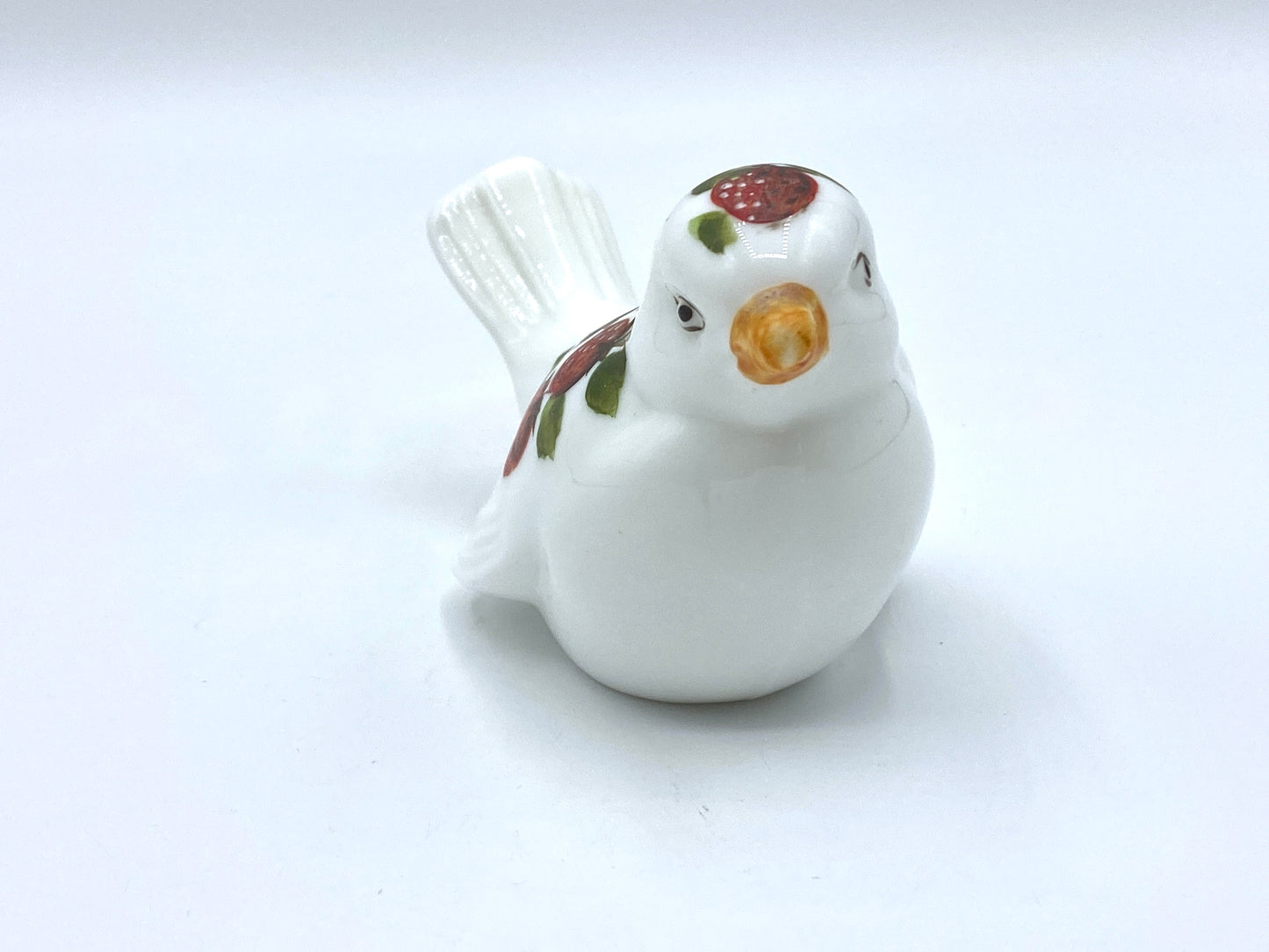 Fenton Summer breeze Strawberry Robin milk glass bird by Laureen Piper