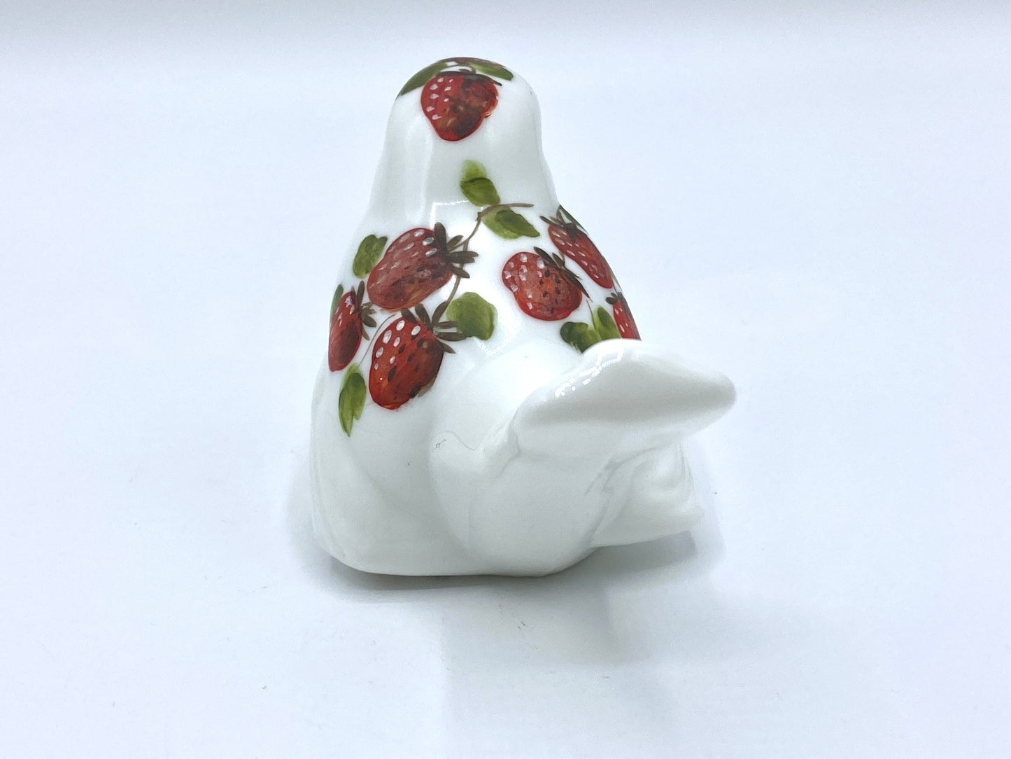 Fenton Summer breeze Strawberry Robin milk glass bird by Laureen Piper