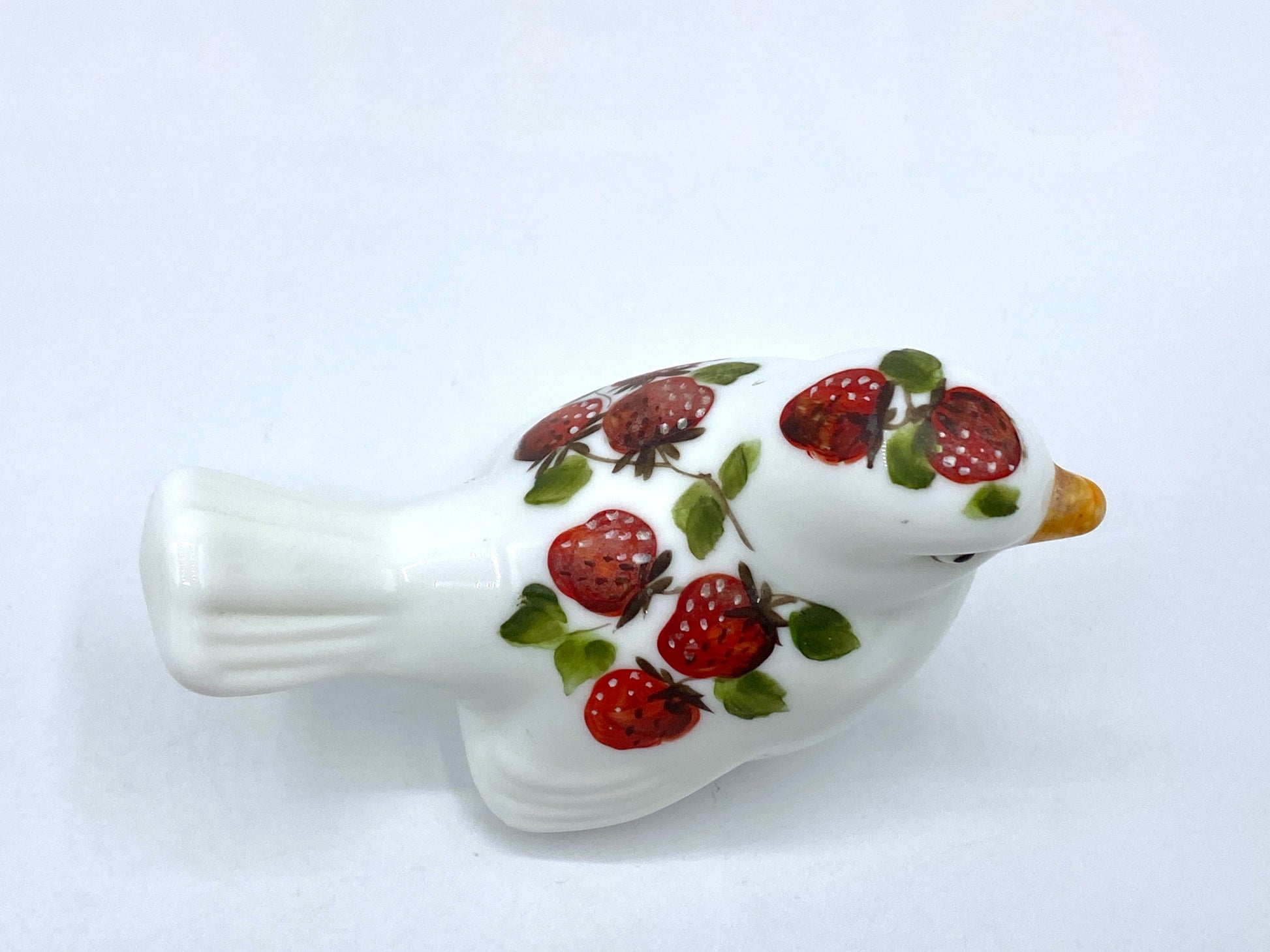 Fenton Summer breeze Strawberry Robin milk glass bird by Laureen Piper